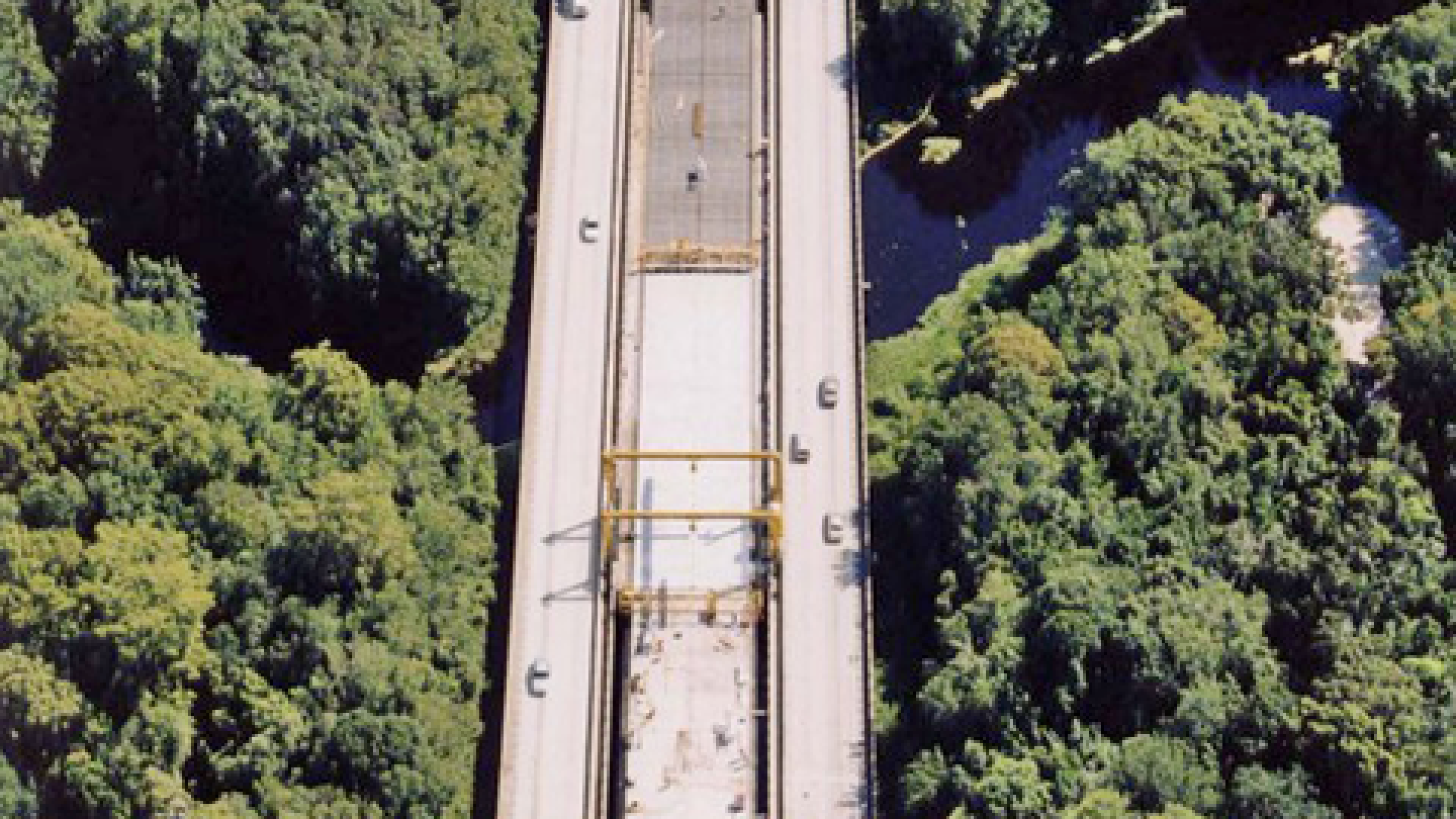 I-75 AT LAKE PANASOFFKEE CREEK